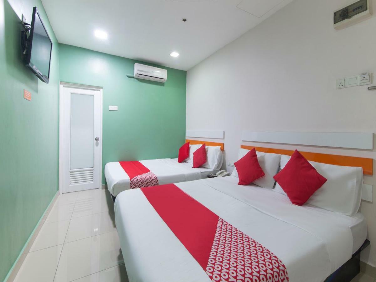 Red Orange Hotel Klang - 5 Min To Klang Town Kültér fotó